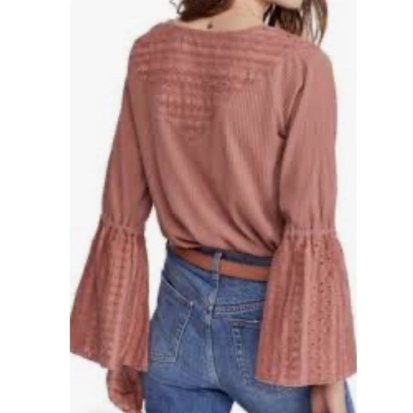 FREE PEOPLE PARISIAN NIGHTS TOP in Sayulita Rose Pink knit bell sleeve top - Picture 4 of 13